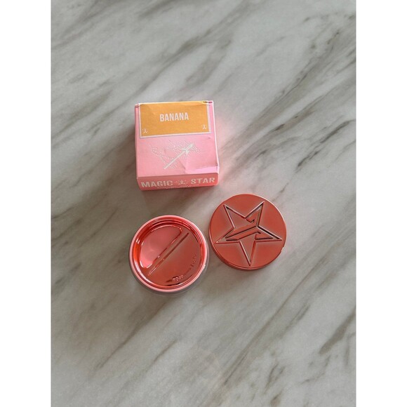 Jeffree Star Magic Star Setting Powder Banana - Picture 5 of 6